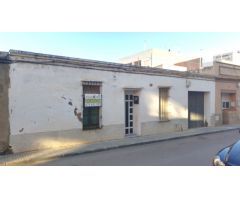 Casa de Pueblo en Venta en Camarles, Tarragona