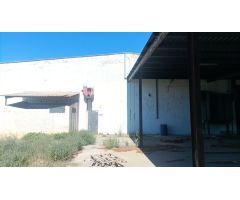 Nave en Venta en Camarles, Tarragona