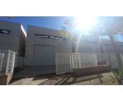 Nave en Alquiler en Amposta, Tarragona