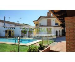CHALET PRIMERA LINEA LA BARROSA