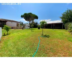 CHALET en Chiclana de la Frontera