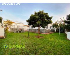 CHALET EN LA ZONA DE LAS PALOMAS, CHICLANA DE LA FRONTERA