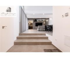 Villa de Lujo en Venta en Otura, Granada