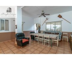 ¡Descubre tu nuevo hogar en el encantador pueblo de Salar!