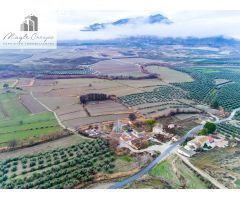 CORTIJO CERCA DE BENAMAUREL