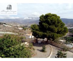 Encanto Rústico con Vistas Panorámicas en Los Tablones