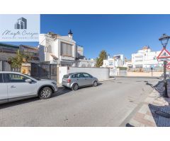 ESPECTACULAR CHALET EN LA URB. VILLAS BLANCAS