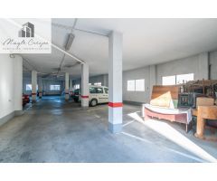 Local con 238m2 en centro de Guejar Sierra