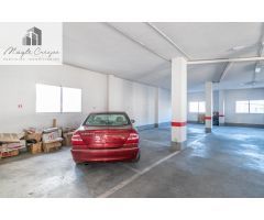 Local con 238m2 en centro de Guejar Sierra