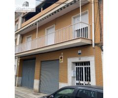 INCREIBLE OPORTUNIDAD PARA TRANSFORMACION EN EDIFICIO PLURIFAMILIAR CON TRES VIVIENDAS INDEPENDIENTE