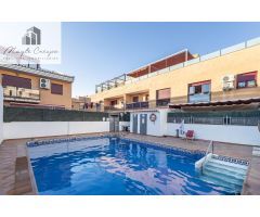 ARMILLA-JUNTO PARADA DE METRO. 3DORMITORIOS,2 BAÑOS, GARAJE,TRASTERO Y PISCINA.