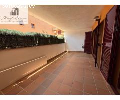 ARMILLA-JUNTO PARADA DE METRO. 3DORMITORIOS,2 BAÑOS, GARAJE,TRASTERO Y PISCINA.