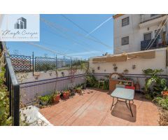 Preciosa casa de 3 dormitorios, 2 baños, aseo y patio de 70 m2 en Loma Linda (Ogíjares)