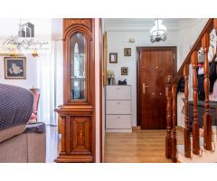 Preciosa casa de 3 dormitorios, 2 baños, aseo y patio de 70 m2 en Loma Linda (Ogíjares)