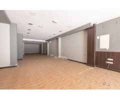 Local comercial en Venta en Armilla, Granada