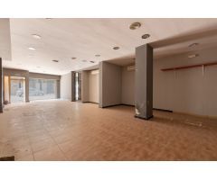 Local comercial en Venta en Armilla, Granada