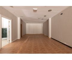 Local comercial en Venta en Armilla, Granada