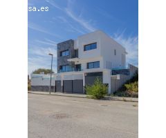 Ponemos a la Venta esta Espectacular casa en la Urbanización los Cortijos ( Atarfe )