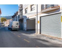 Local con 238m2 en centro de Guejar Sierra