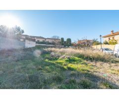 Venta de solar urbano, urbanización Cortijo de la Luz