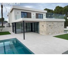 Villa en Venta en Orihuela Costa, Alicante
