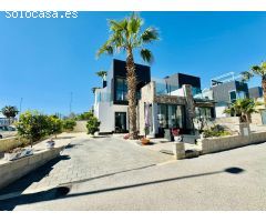 Duplex en Venta en Orihuela Costa, Alicante