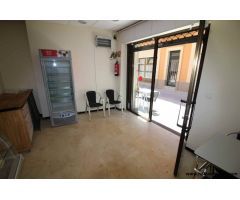 Local comercial en el centro del pueblo