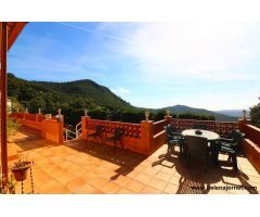 Casa con jardín en la Roca de Malvet