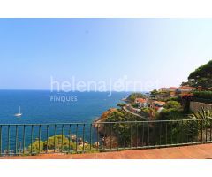 ESPECTACULAR CASA DE 175 M2 EN LA ZONA SANT ELM CON VISTAS A  MAR