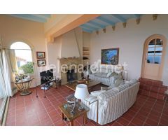ESPECTACULAR CASA DE 175 M2 EN LA ZONA SANT ELM CON VISTAS A  MAR