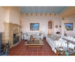 ESPECTACULAR CASA DE 175 M2 EN LA ZONA SANT ELM CON VISTAS A  MAR