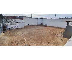 PARCELA DE TERRENO URBANO DE USO INDUSTRIAL EN EL PINILLO