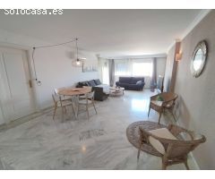 APARTAMENTO EN TORREQUEBRADA CON VISTAS AL MAR