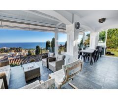 Casa en zona privilegiada en Benalmadena Pueblo con vistas, parking, jardin y piscina