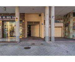 Garaje de 24 m2 en venta junto al Paseo del Emperador Carlos V