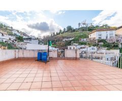 CASA CON CUEVAS Y TERRENO EN BARRANCO DEL ABOGADO