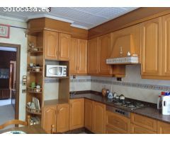 Piso en Elche zona Centro, 6 habitaciones y 2 baños