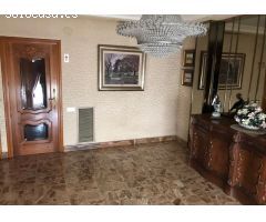 Piso en el centro de Elche, Glorieta, 4 habitaciones y 2 baños.