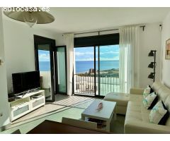 Atico  dos dormitorios, terraza vistas al mar y parking en  Mojacar.