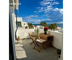 Atico  dos dormitorios, terraza vistas al mar y parking en  Mojacar.