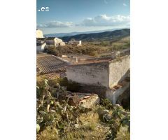 Parcela Urbana de 2000 mt con vivienda y almacén en El Puertecico, Huércal Overa