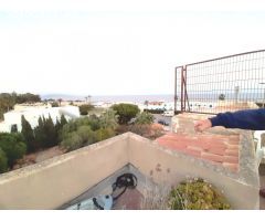 Piso de 3 dormitorios con solárium y vistas al mar en el Palmeral de Mojácar a 120m de la playa
