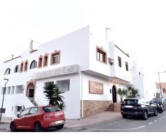 Piso de 3 dormitorios con solárium y vistas al mar en el Palmeral de Mojácar a 120m de la playa