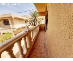 Casa independiente con almacén y terreno en el Real de Antas (Almería)