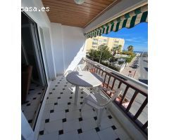 Piso de tres dormitorios y 2 baños con vistas al puerto de Garrucha