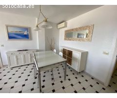 Piso de tres dormitorios y 2 baños con vistas al puerto de Garrucha