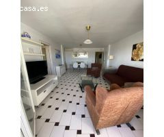 Piso de tres dormitorios y 2 baños con vistas al puerto de Garrucha