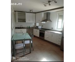 Triplex de 3 dormitorios con terraza y garaje privado en Palomares