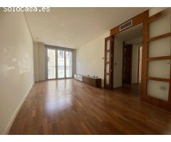 Piso de 2 Habitaciones y 2 Baños en el Centro de ELCHE.