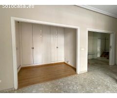 Local comercial en el centro de Murcia, zona Alfonso X el Sabio